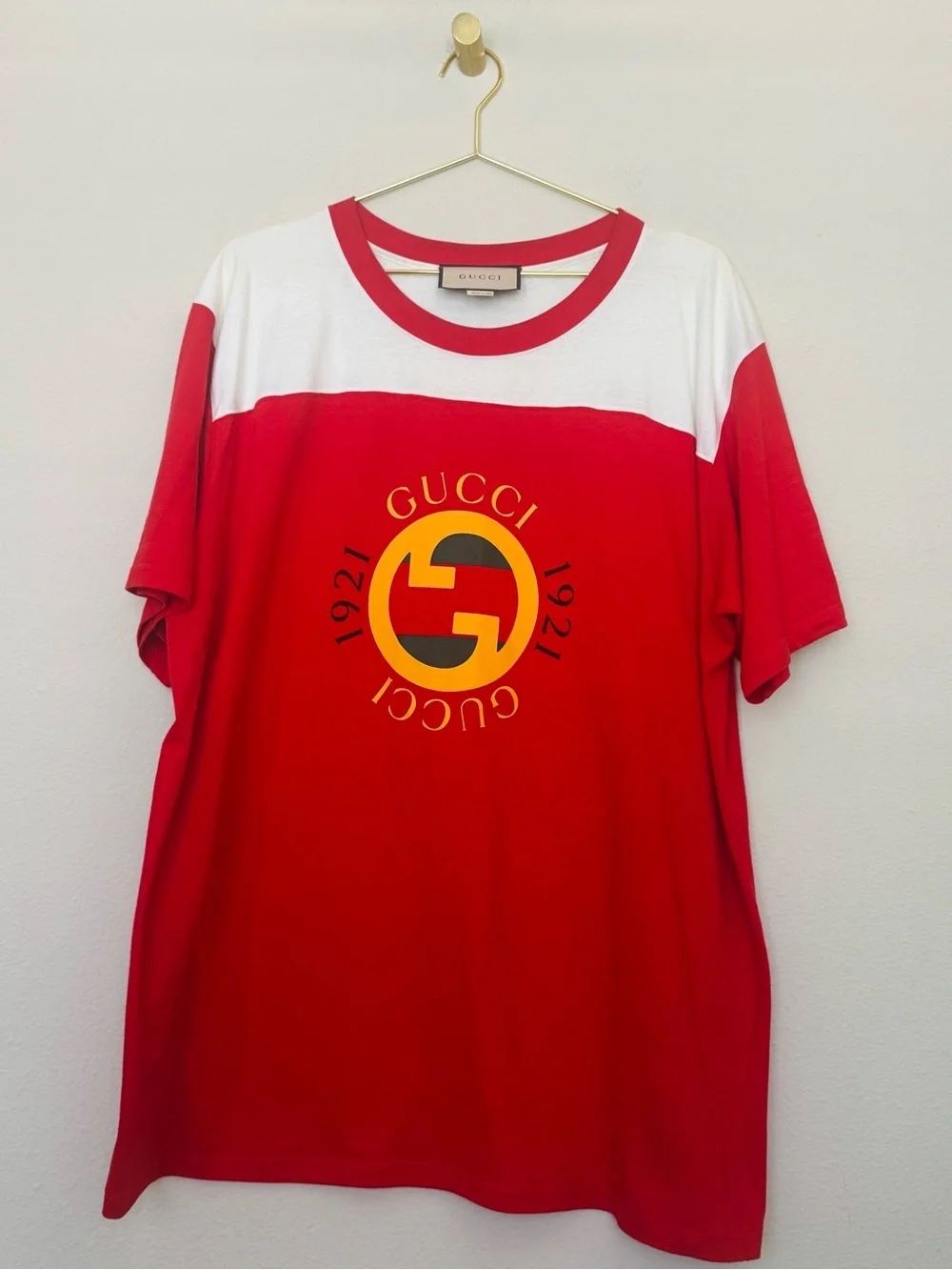 Gucci Red & White Short-Sleeve Logo Tee with Yellow Graphic